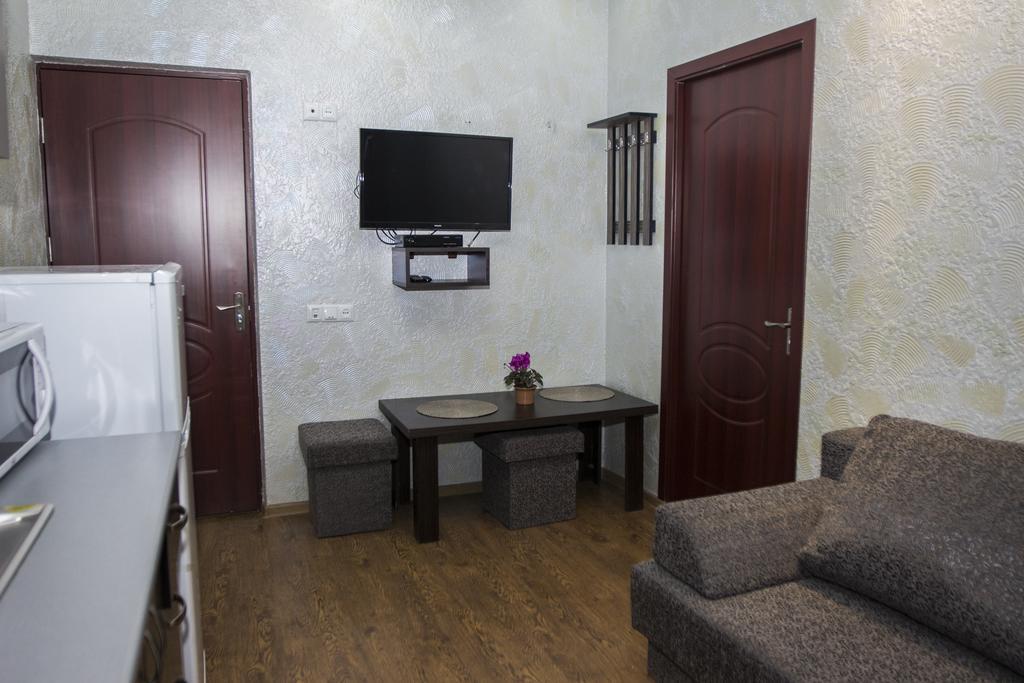 Planet Hotel エレバン 部屋 写真