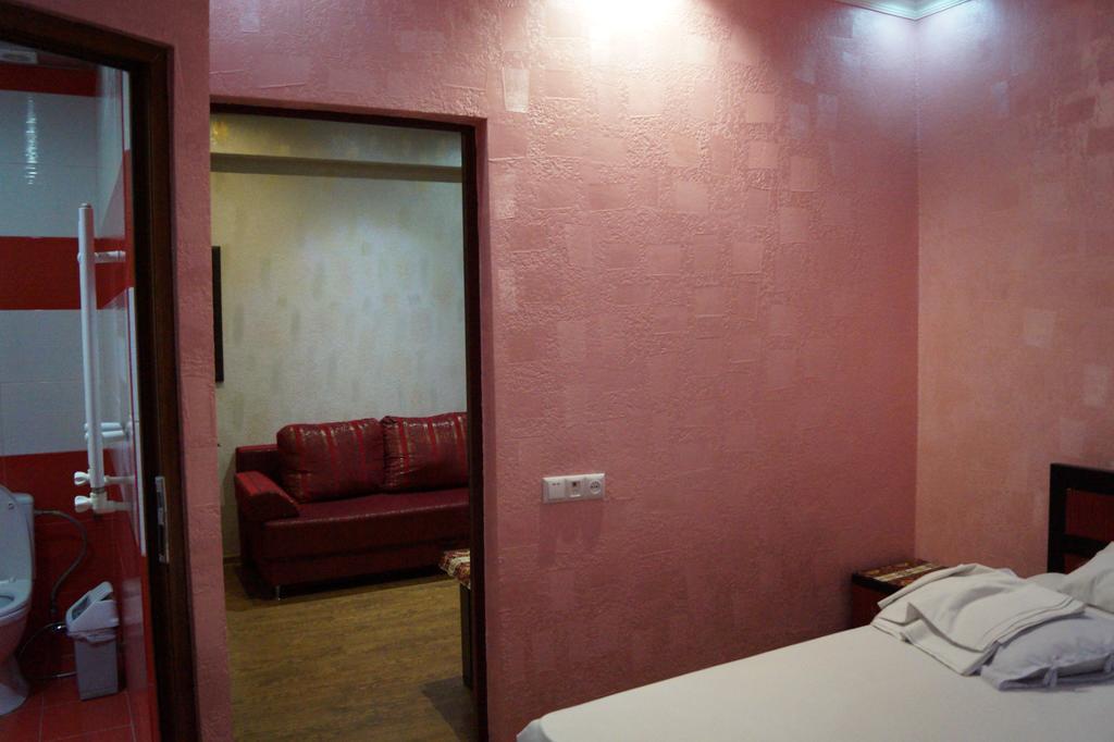 Planet Hotel エレバン エクステリア 写真